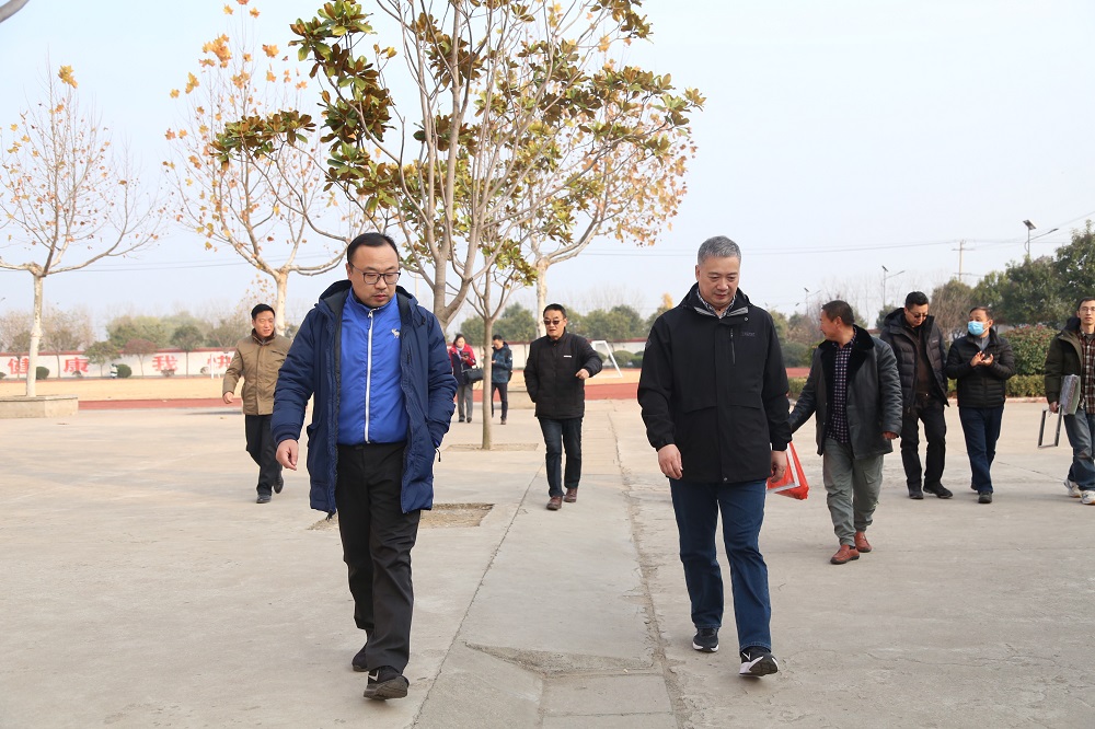 中心标准与质量处处长张耀东莅临宋庄小学调研pg电子模拟器试玩教育部教育装备研究与发展(图3)
